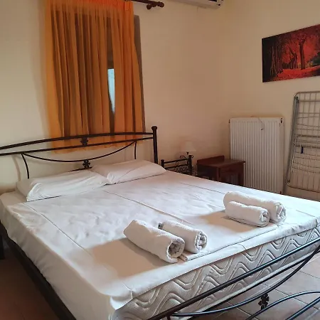 Apartment Frigano 4 *